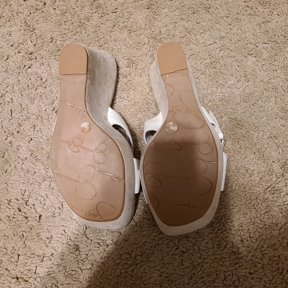 Jessica Simpson Wedges - Picture 3 of 3